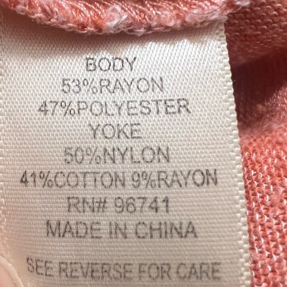 Y2k Coral Detailed Top! - Picture 14 of 14